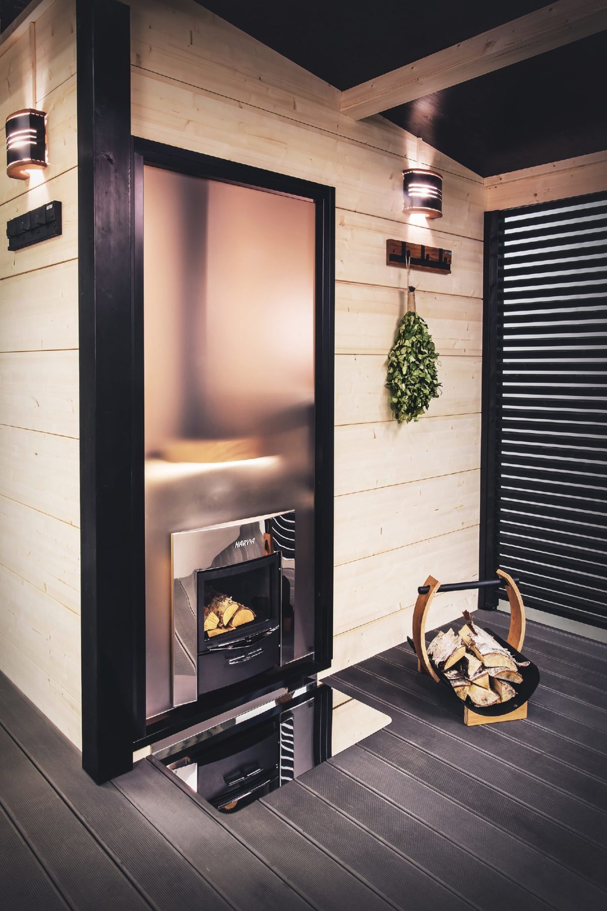 Harvia_Duo_Dl91905Aam-Dl92105Aam_P1 Harvia Duo Fireplace And Wood Sauna Stove Combo - Image 10