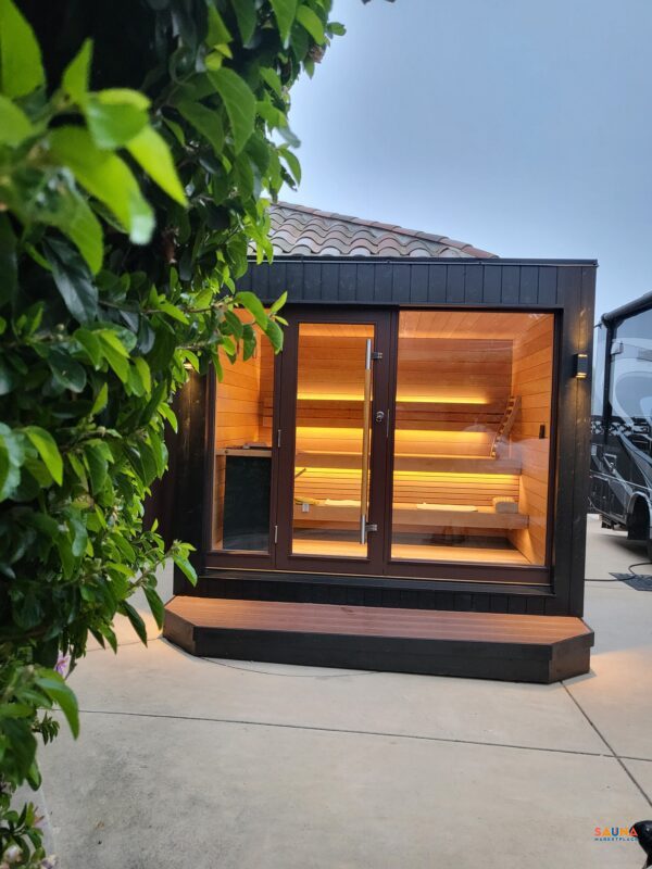 Customer Review on Sauna Marketplace of a SaunaLIfe G7s prebuilt sauna from Europe built b Saunum with a Harvia Virta Combi
