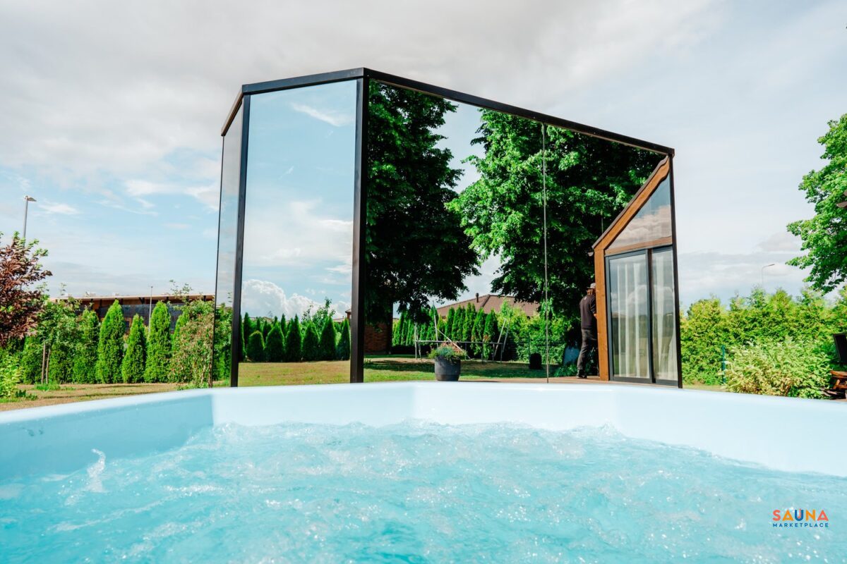 Haljas Hele Double - Mirrored Glass Sauna With Changing Room - Image 4